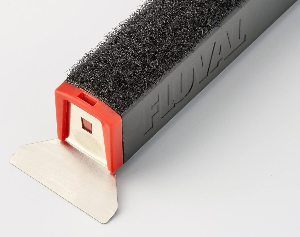 Fluval Razor+ 2-in-1 Algae Magnet Scraper (Medium) - Image 5