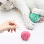 Petgravity chirping cat ball toy, Pink - Image 4